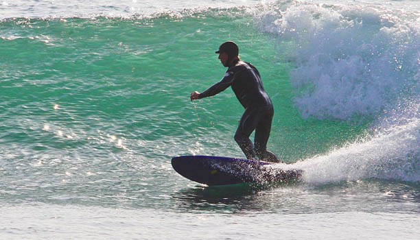 Jack Reilly Slicin' a smooth bottom turn